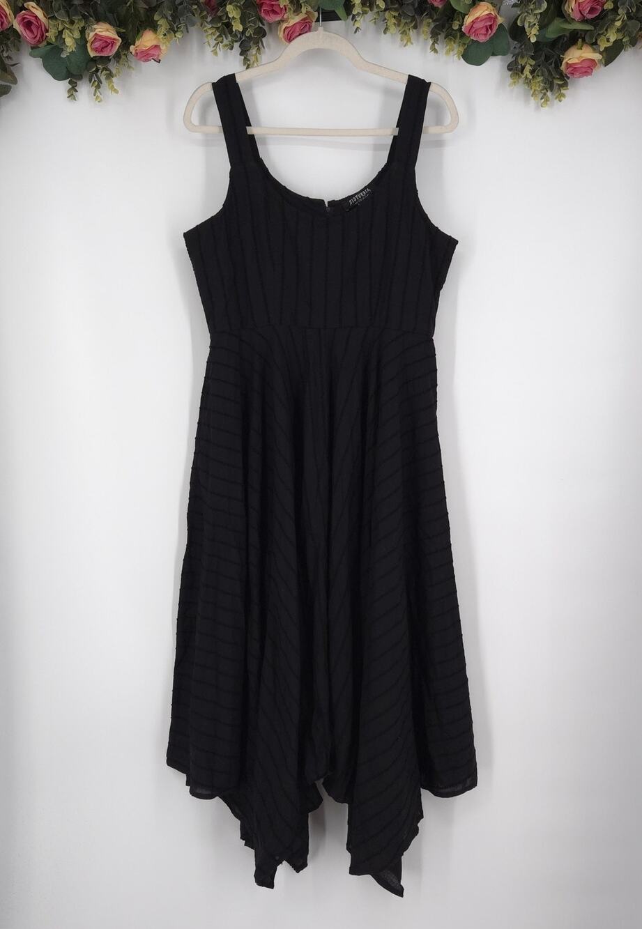 Disturbia Blythe Handkerchief Hem Midaxi Dress Black Size 8 NWT